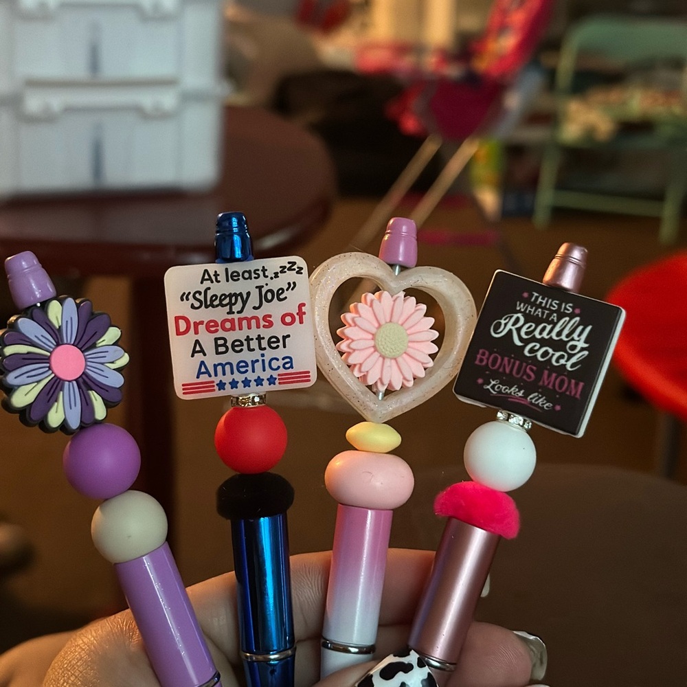 Custom pens! - Picture 7 of 8